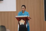 Ketua TP-PKK Provinsi Papua Selatan, Ny. Katharina Safanpo memberikan sambutan. (Foto HMS PPS)